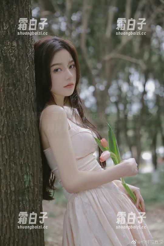 模范学院-萌琪琪Irene 模范学院 - 萌琪琪Irene水手服合集:多种风格下的青春日记