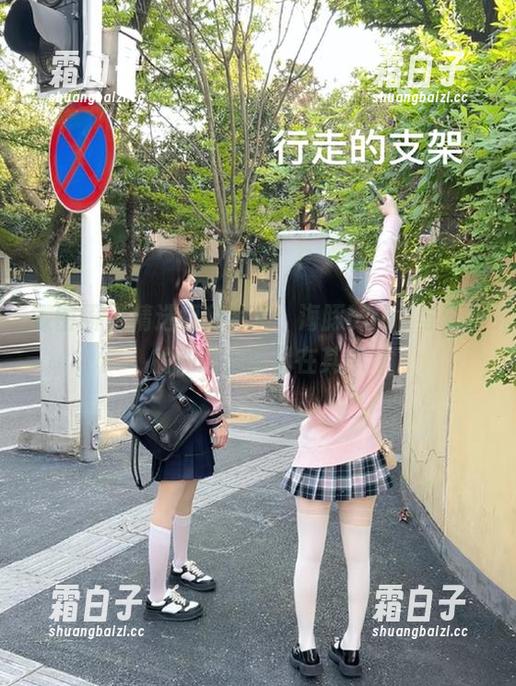 微密圈 - 精选福利图集：海豚baby与奶牛的和谐画面尽在其中