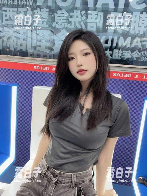 清水由乃学妹写真大放异彩，丰富多彩的cos图集更新