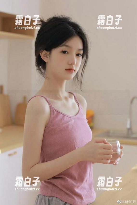 物恋传媒 - 当菲菲邂逅相思如梦：搞笑元素满满的写真图包合集来啦！