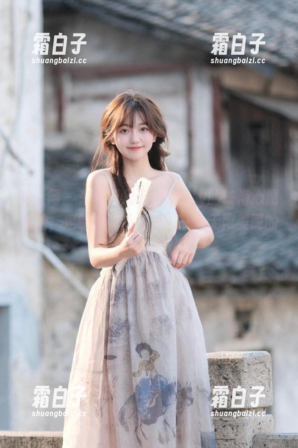 秀人网-周于希Sally 秀人网 - 来看看周于希Sally的珠海心愿旅拍,定制图集带你进入一个无限美丽的假期梦!