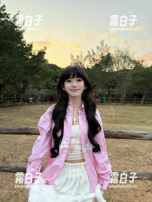 秀人网-周于希dummy 秀人网 - 周于希dummy的牛仔裤写真:独特原图资源,时尚爱好者的首选