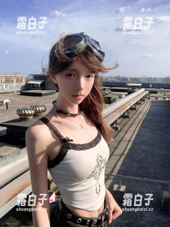 秀人网 - 精选萌琪琪Irene纯白写真合集，缔造梦幻般的少女时光与回忆