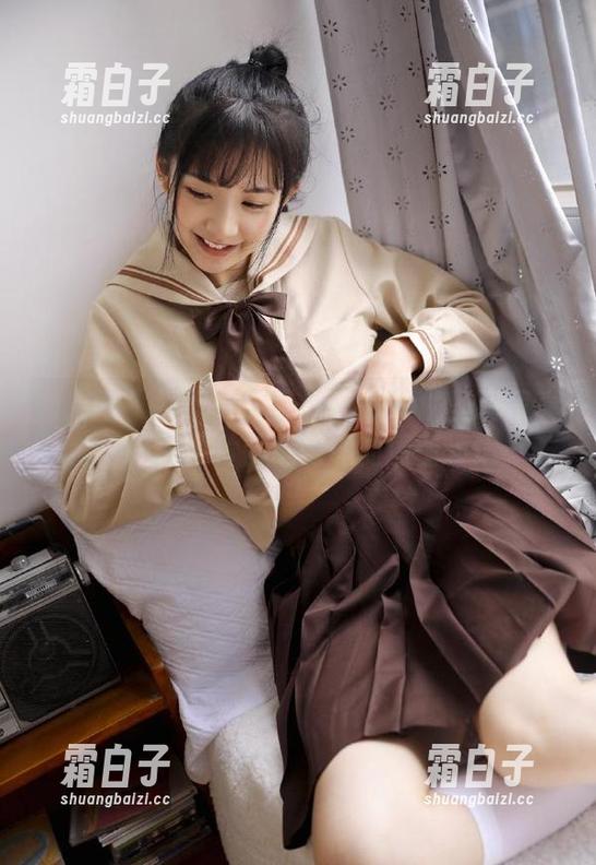 秀人网 - 探索陆萱萱cecillia的圣诞写真：每一幅图片都是情感的原图表达！