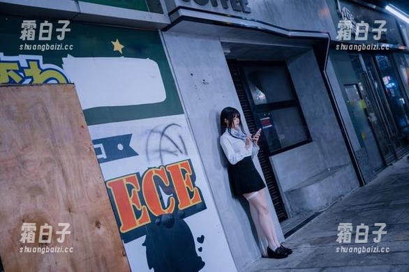 秋和柯基写真集曝光：猎魔人原图中的灵魂深度剖析！
