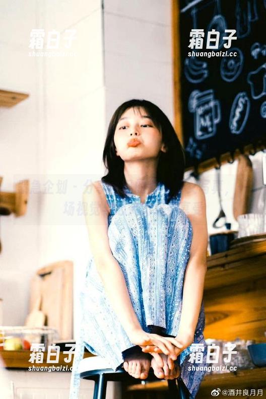 紧急企划 - 分享小枫的高清少女写真，一场视觉与心灵的双重享受
