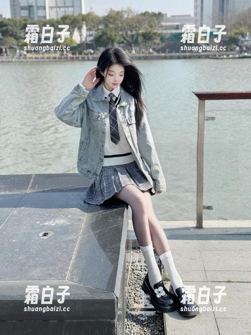 绮梦摄影 - 探索万圣节的奇幻，观看章章的图包，获取无限灵感！