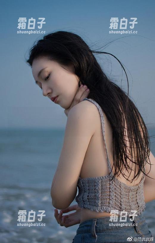 美媛馆 - 网络热潮中的唐琪儿il网袜：原图合集，揭示时尚与个性的邂逅