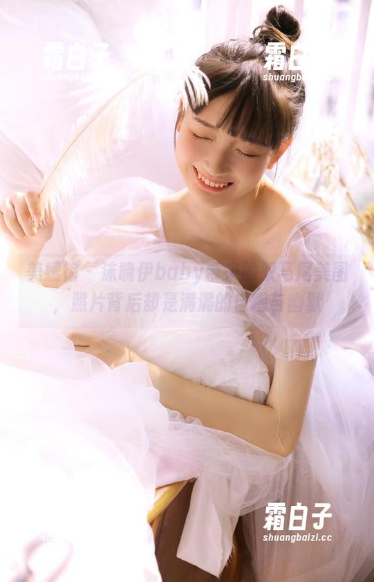 美媛馆 - 沫晓伊baby带来的双马尾美图，照片背后却是满满的自嘲与幽默