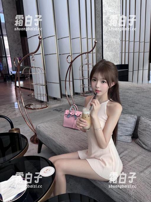 美媛馆 - 探索温心怡的蕾丝图集精选，感受她的独特风格魅力