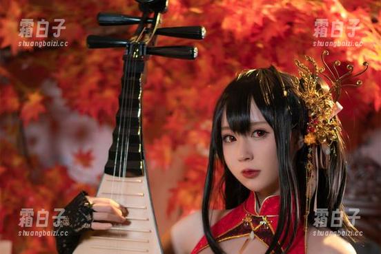 西园寺南歌的校服轻奢美图：图集中每一张都让你感受阳光与少女心的碰撞！