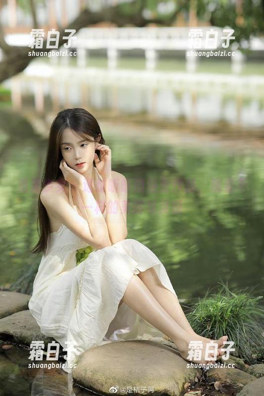 觅芙少女-昕昕 觅芙少女 - 透过昕昕的浴室作品,观看不一样的美丽与灵感