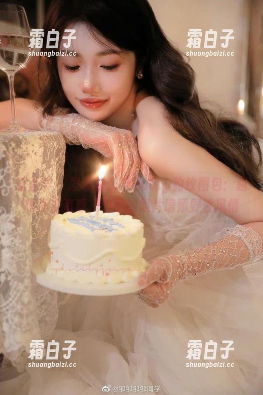 语画界 - 发现徐莉芝Booty豹纹图包：超高质量资源，为你的照片增添野性风情