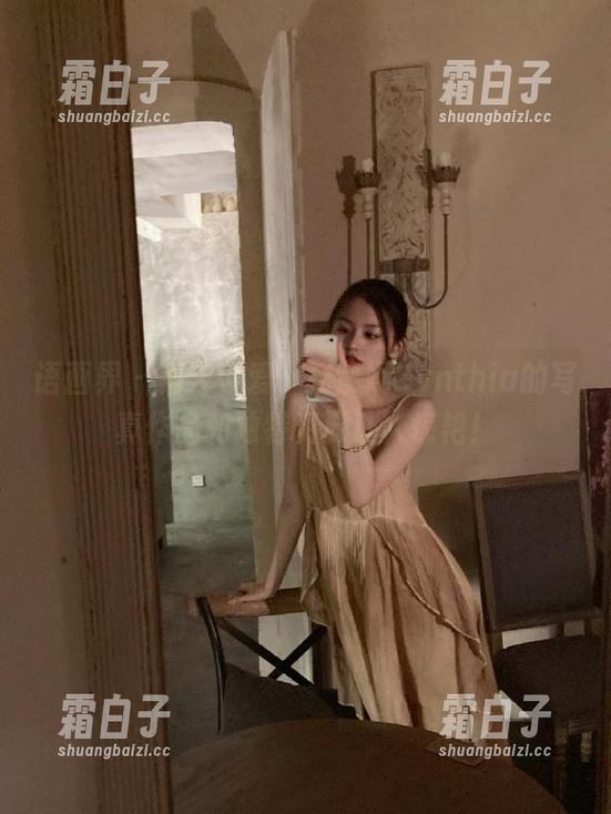 语画界 - 精致可爱，杨紫嫣Cynthia的写真作品和独特资源让人惊艳！