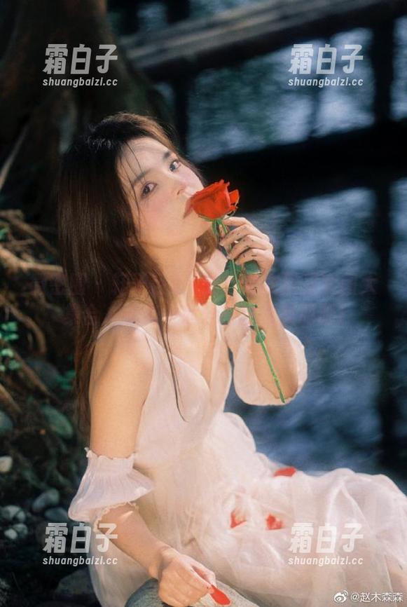 微密圈 - 轩子巨2兔的连体衣风采套图大集合，快来一起分享这份美丽吧!