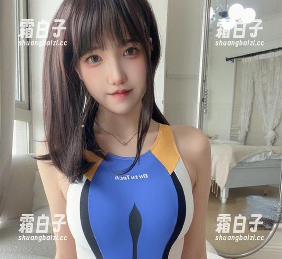 深入阿薰kaOri的连体衣世界，带你领略她的独特写真魅力，精彩图片一览！