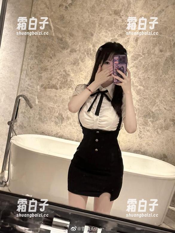雪晴嘟嘟厨娘写真全集乐趣多：免费下载，感受美食背后的故事