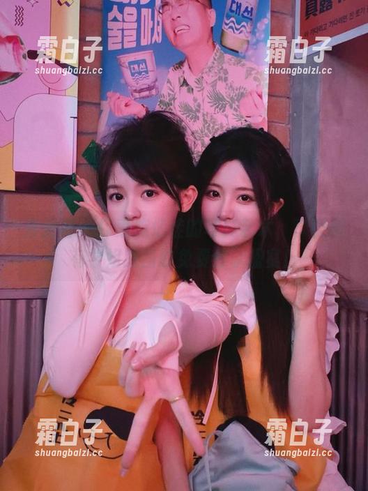 青豆客 - 探索施忆佳的写真艺术，享受所有学姐原图的免费分享盛宴！