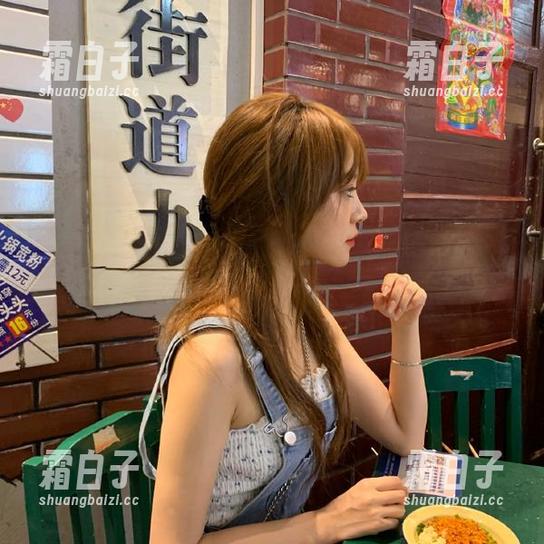 青豆客 - 不花钱也能欣赏！黄歆苑chobits美丽JK写真图集，免费下载，让你心动不已！