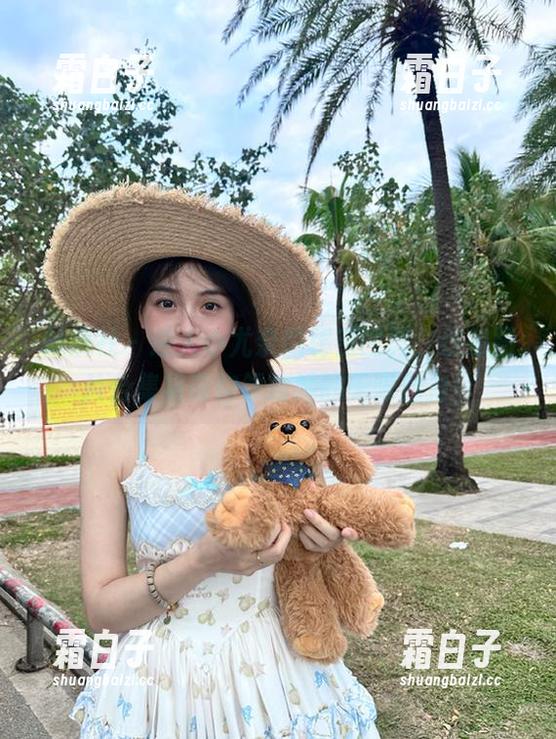 魅妍社 - 进入小尤奈的秘密世界，这组图片合集将带你领略她的无限魅力！